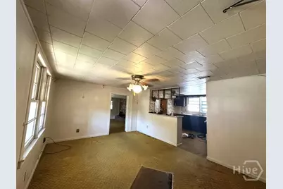 547 Central Avenue, Meldrim, GA 31318 - Photo 4