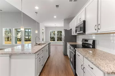 266 Mage Street, Savannah, GA 31302 - Photo 12