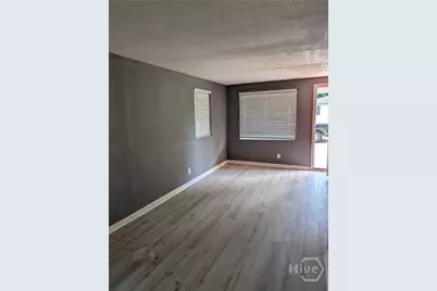 717 W 51st Street, Savannah, GA 31405 - Photo 2