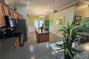 232 Peregrine Cir, Richmond Hill, GA 31324 - Photo 10
