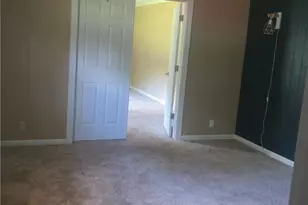 162 Carlton Ave, Bloomingdale, GA 31302 - Photo 6