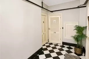 24 E Liberty St, Savannah, GA 31401 - Photo 6