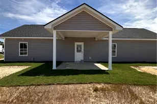 104 Mangrove Ct, Jesup, GA 31546 - Photo 2