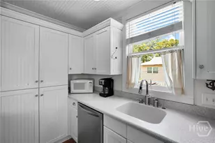 1105 Lovell Ave, Tybee Island, GA 31328 - Photo 14