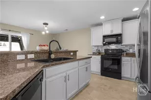 304 Connor Ct, Hinesville, GA 31313 - Photo 12