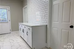 728 W 39th St, Savannah, GA 31415 - Photo 14