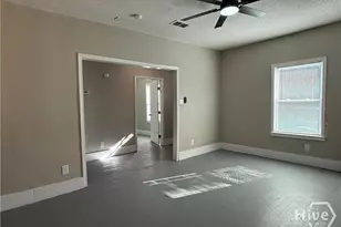 728 W 39th St, Savannah, GA 31415 - Photo 8