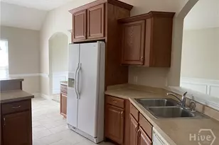 211 Byron Dr, Richmond Hill, GA 31324 - Photo 8