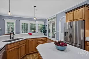 639 Chastain Cir, Richmond Hill, GA 31324 - Photo 16
