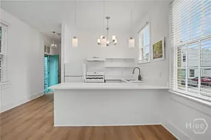 207 E Gwinnett St, Savannah, GA 31401 - Photo 34