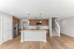 250 Mage St, Savannah, GA 31302 - Photo 12