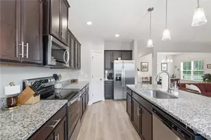 804 Grayson Ave, Hinesville, GA 31313 - Photo 10
