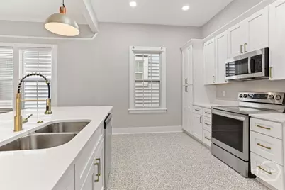 922 E 37th Street, Savannah, GA 31401 - Photo 20