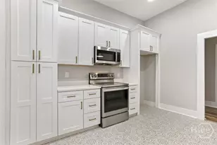 922 E 37th St, Savannah, GA 31401 - Photo 18
