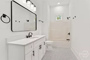 922 E 37th St, Savannah, GA 31401 - Photo 26