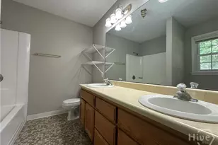 23 Douglas Ct, Bloomingdale, GA 31302 - Photo 10