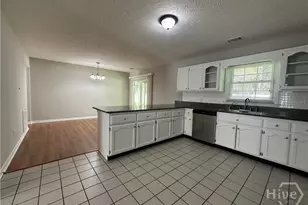 23 Douglas Ct, Bloomingdale, GA 31302 - Photo 8