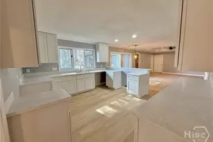 10 Cove Dr, Savannah, GA 31419 - Photo 14