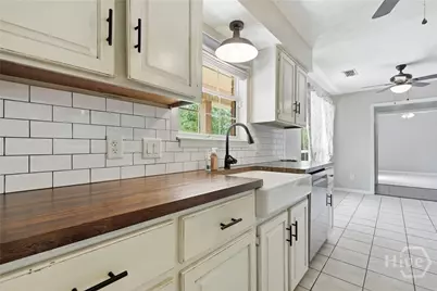 90 Lexington Court, Richmond Hill, GA 31324 - Photo 12