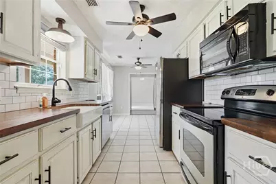 90 Lexington Court, Richmond Hill, GA 31324 - Photo 10