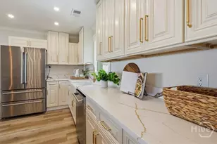 302 E Point Dr, Savannah, GA 31410 - Photo 18