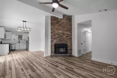 207 Garden Circle, Hinesville, GA 31313 - Photo 8