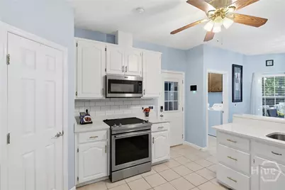 203 S Topi Trail, Hinesville, GA 31313 - Photo 8