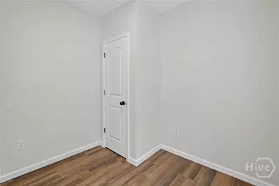 718 W 51st Street, Savannah, GA 31405 - Photo 18