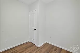 718 W 51st St, Savannah, GA 31405 - Photo 18