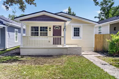 718 W 51st Street, Savannah, GA 31405 - Photo 2