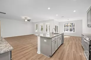 130 Telford St, Savannah, GA 31407 - Photo 14