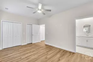 39 Travis St, Savannah, GA 31406 - Photo 10