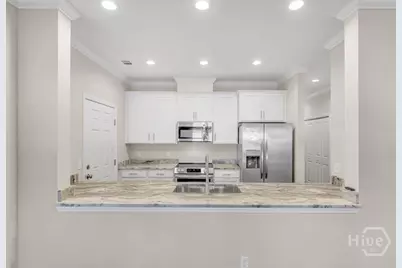 39 Travis Street, Savannah, GA 31406 - Photo 6