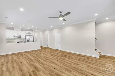 39 Travis Street, Savannah, GA 31406 - Photo 4