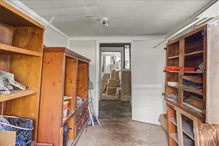 208 W 39th St, Savannah, GA 31406 - Photo 22