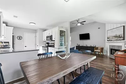 17 Chapel Drive, Savannah, GA 31406 - Photo 12