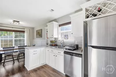 17 Chapel Drive, Savannah, GA 31406 - Photo 16