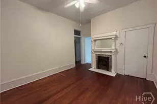816 Drayton St, Savannah, GA 31401 - Photo 4