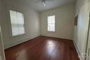 816 Drayton St, Savannah, GA 31401 - Photo 8