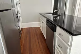 816 Drayton St, Savannah, GA 31401 - Photo 8