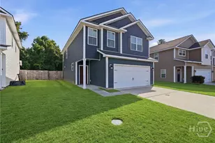643 Fairview Cir, Hinesville, GA 31313 - Photo 2
