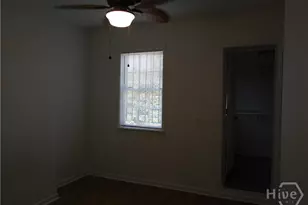 242 Price St, Savannah, GA 31401 - Photo 12