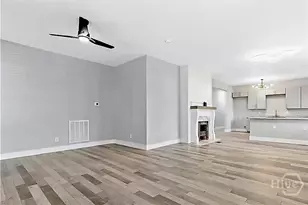1105 E 38th St, Savannah, GA 31404 - Photo 20