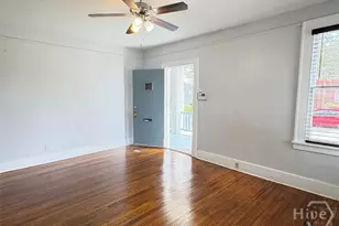 1111 E 35th St, Savannah, GA 31404 - Photo 4