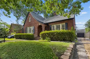 427 E 52nd St, Savannah, GA 31405 - Photo 2