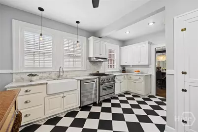 427 E 52nd Street, Savannah, GA 31405 - Photo 24