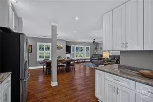 122 Schley Ave, Savannah, GA 31419 - Photo 16
