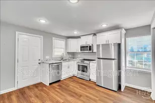 1024 W 39th St, Savannah, GA 31415 - Photo 4