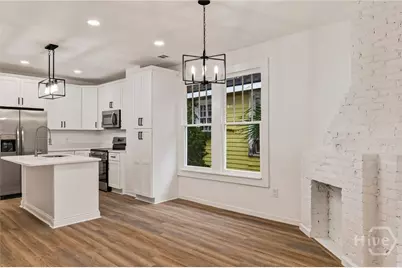 636 W 35th Street, Savannah, GA 31415 - Photo 18