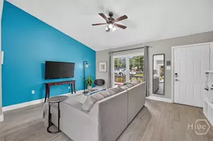 10 Marian Ct, Savannah, GA 31406 - Photo 8